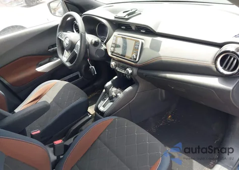 2018 Nissan Kicks Sr z USA, uszkodzony, nr VIN 3N1CP5CU5JL511960